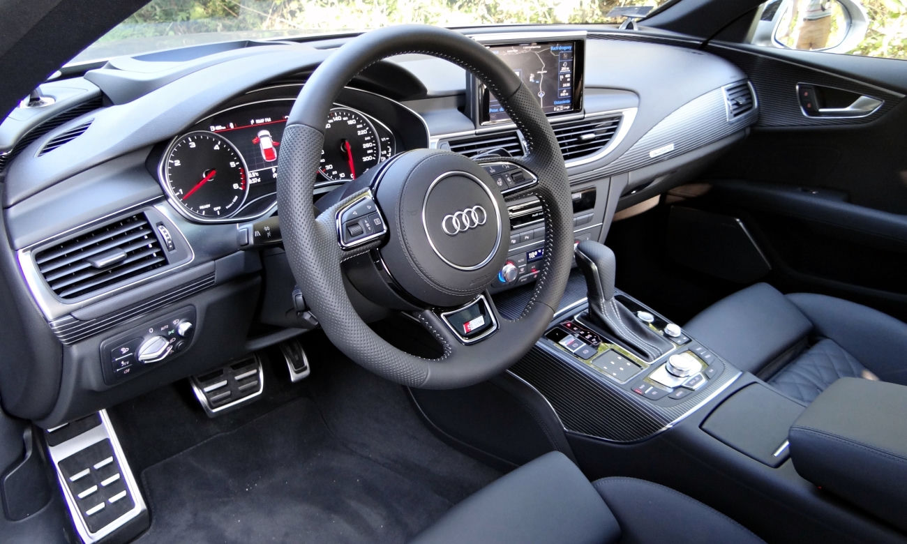 Audi A7 Sportback lifting 2015