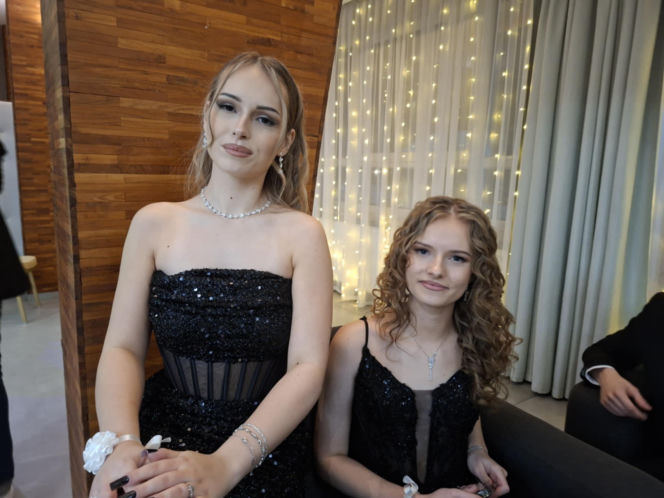 Studniówka 2026 maturzystów II LO w Starachowicach