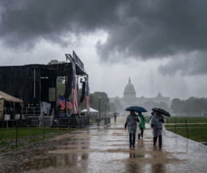 Ewakuacja National Mall w Waszyngtonie. Dlaczego przerwano obchody 250-lecia USA?