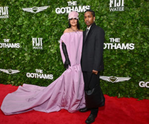 Rezydencja Rihanny ostrzelana przez kobietę! Piosenkarka w środku