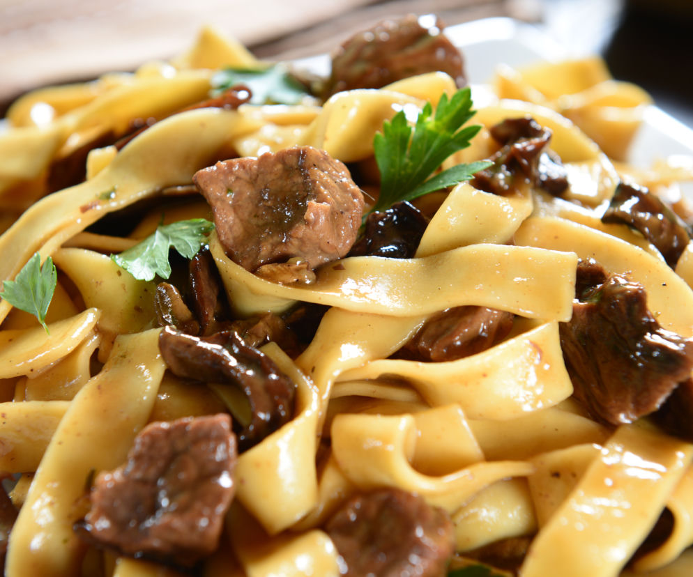 Tagliatelle z wątróbką i grzybami