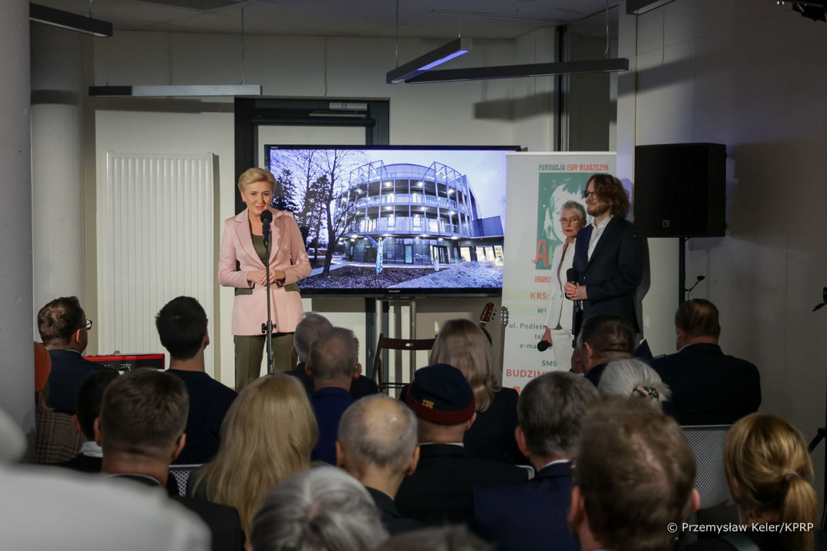 Agata Duda w klinice Budzik