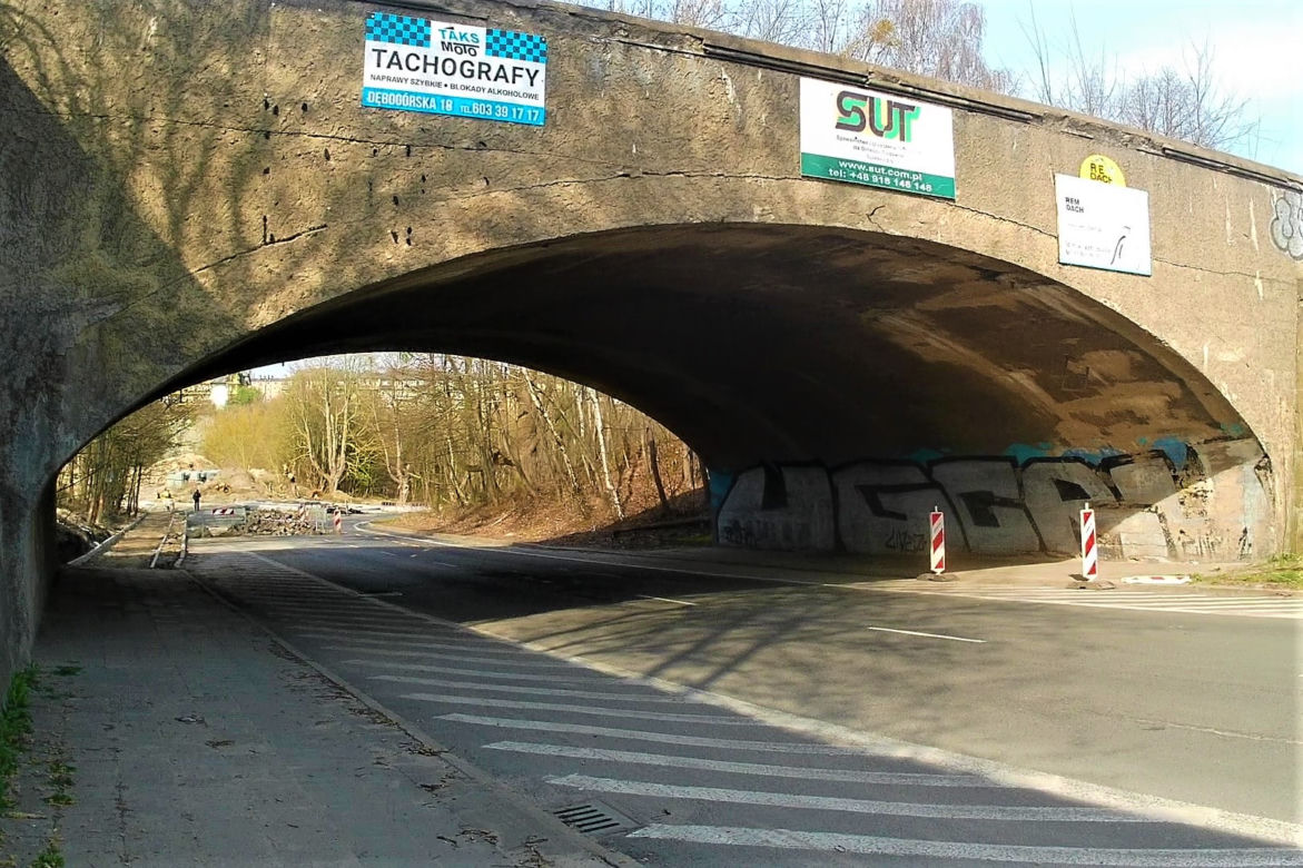 Pozostałości po trasie tramwajowej w "dolinie śmierci"