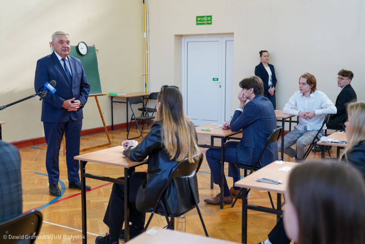 Matura 2022 z języka polskiego w Białymstoku [ZDJĘCIA]