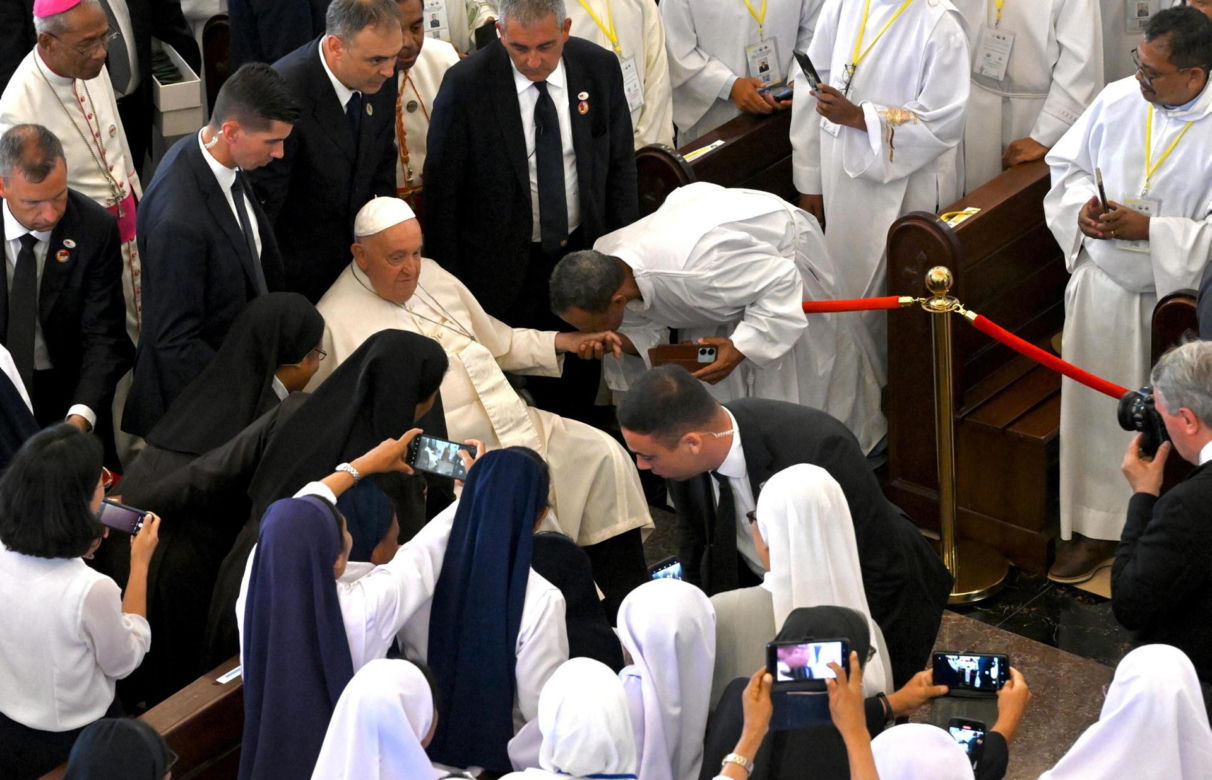 Tak kochają papieża Franciszka. Całe miasto opustoszało, wszyscy idą na mszę. Może być niemal milion osób!
