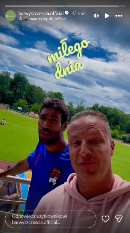 Barwy szczęścia nowy sezon na planie. Sebastian (Marek Krupski), Michał (Gamou Fall)