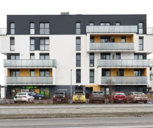 Warszawa, format: Deweloper postawił domy na Mleczarskiej. Cofnięto mu pozwolenie na budowę