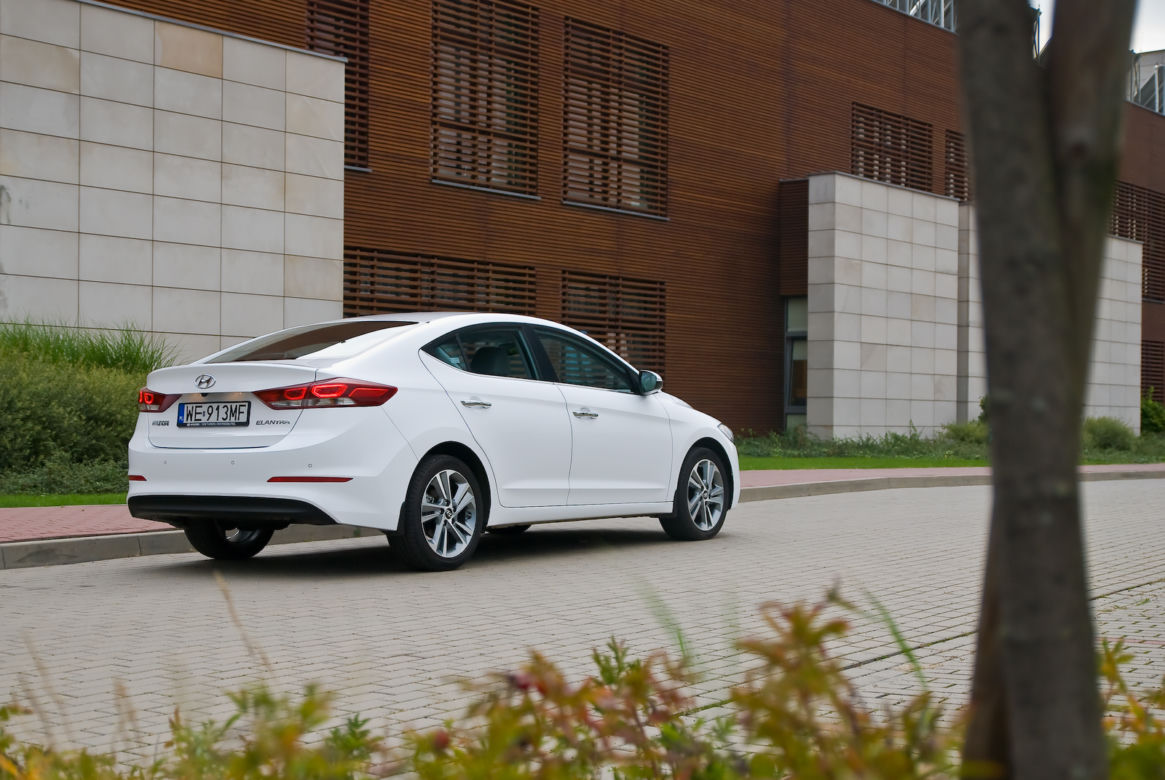 Hyundai Elantra 1.6 CRDi Premium