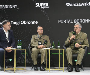 Warszawskie Targi Obronne. Scena Biała Rozmowa kontrolowana? Łączność cywilna i wojskowa a zagrożenia hybrydowe