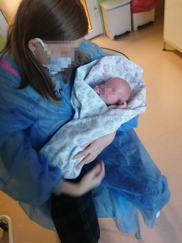 Roczna Ania spłonęła z babcią w pożarze. Koszmar w Bydgoszczy. "Gdyby ją zabrali, mogłaby żyć"