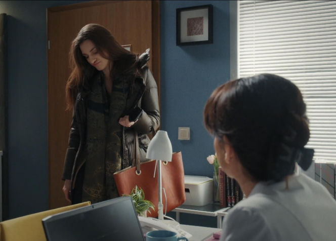 M jak miłość, odcinek 1929. Anka (Katarzyna Russ), Aneta (Ilona Janyst)