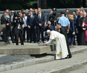 Papież Franciszek w obozie Auschwitz Birkenau