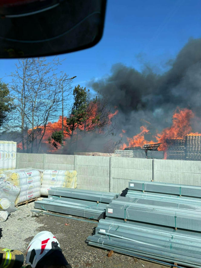 Wyjeżdżali do wypadków, pożarów i usuwania skutków wichury. Łukowscy strażacy interweniowali 69 razy w ciągu tygodnia
