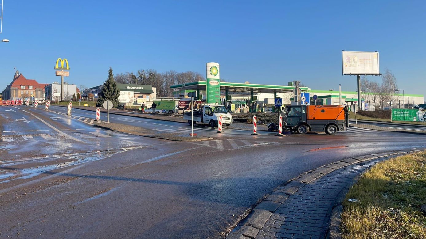 Mieszkańcy Piekar Śląskich wciąż bez wody. Nie wiadomo ile potrwa usuwanie usterki