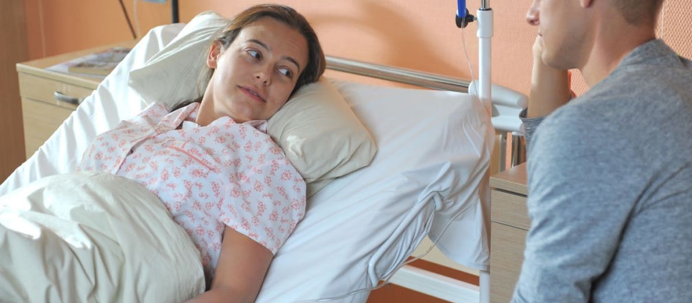 M jak miłość odc. 1038. Magda (Anna Mucha), Paweł (Rafał Mroczek)
