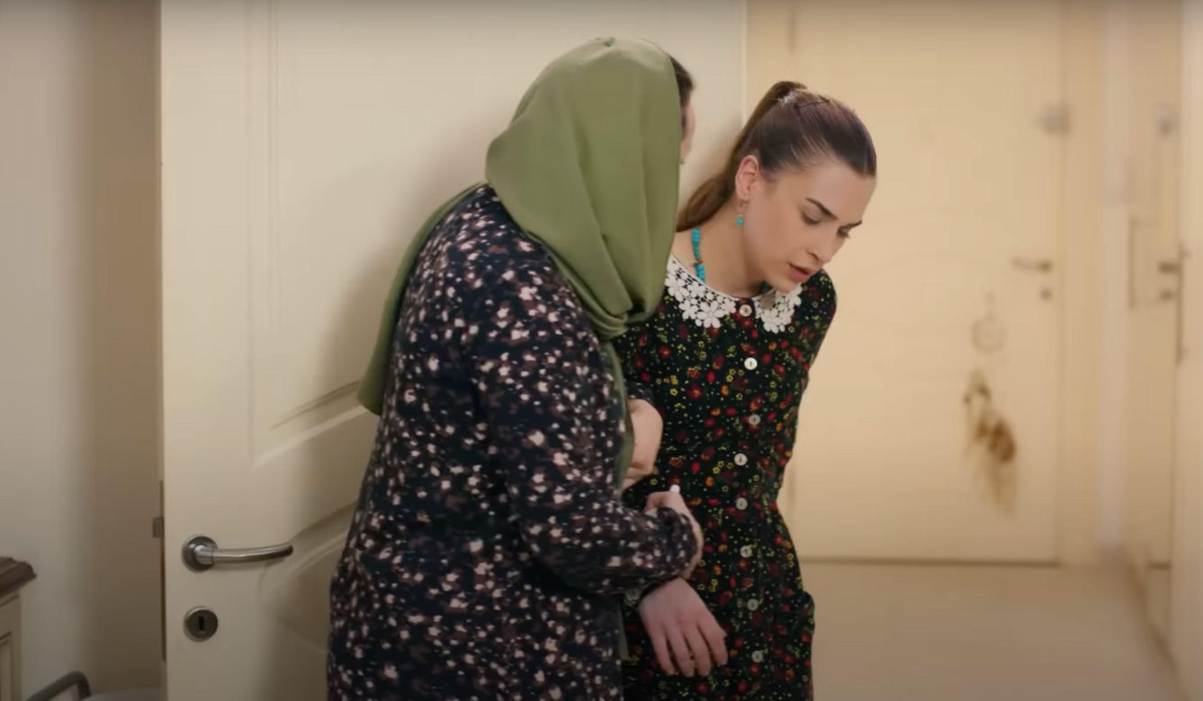 Zeynep będzie przetrzymywana przez porywacza, a Yildiz przyłapie Melis na rozmowie z przestępcą. Ghonul i Bulent zaczną odchodzić od zmysłów, a Ege trafi na trop.