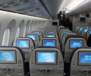 Polski DREAMLINER - WNĘTRZE. ZOBACZ wnętrze Boeinga 787 LOT-u
