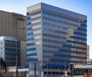 Biurowiec PKO na rogu Marszałkowskiej i Nowogrodzkiej w Warszawie