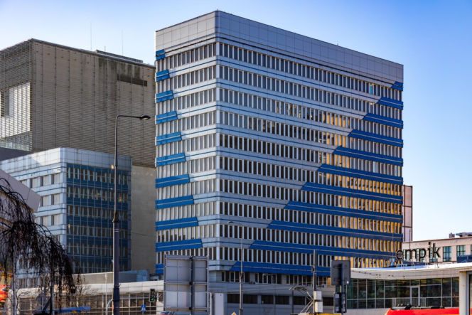 Biurowiec PKO na rogu Marszałkowskiej i Nowogrodzkiej w Warszawie