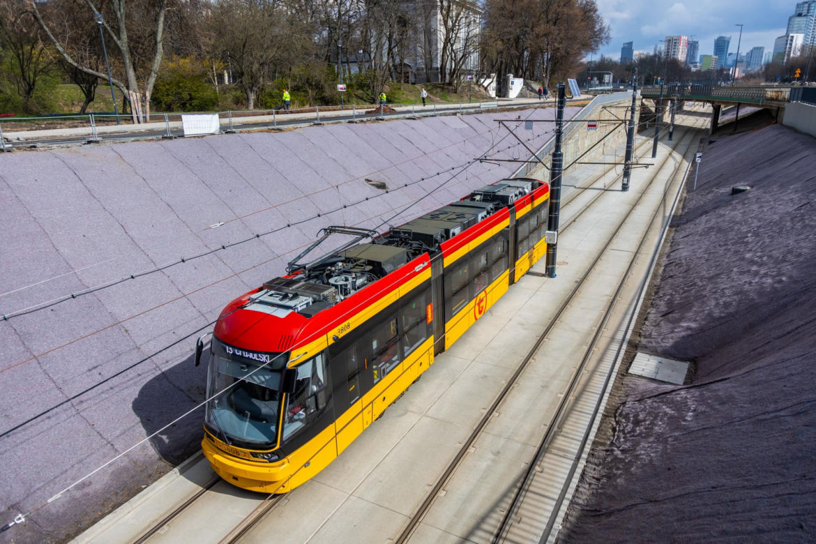 Tramwaj na Kasprzaka i Wolskiej w Warszawie