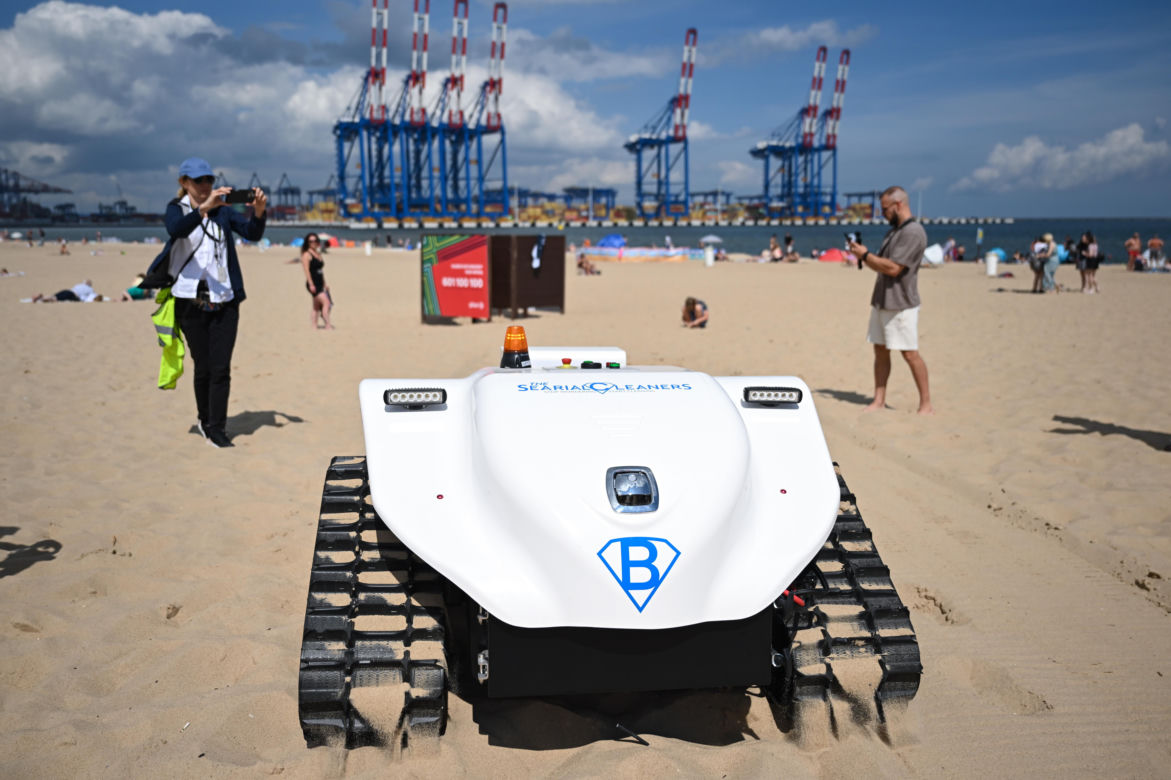 Autonomiczny robot będzie czyścił plażę w Gdańsku
