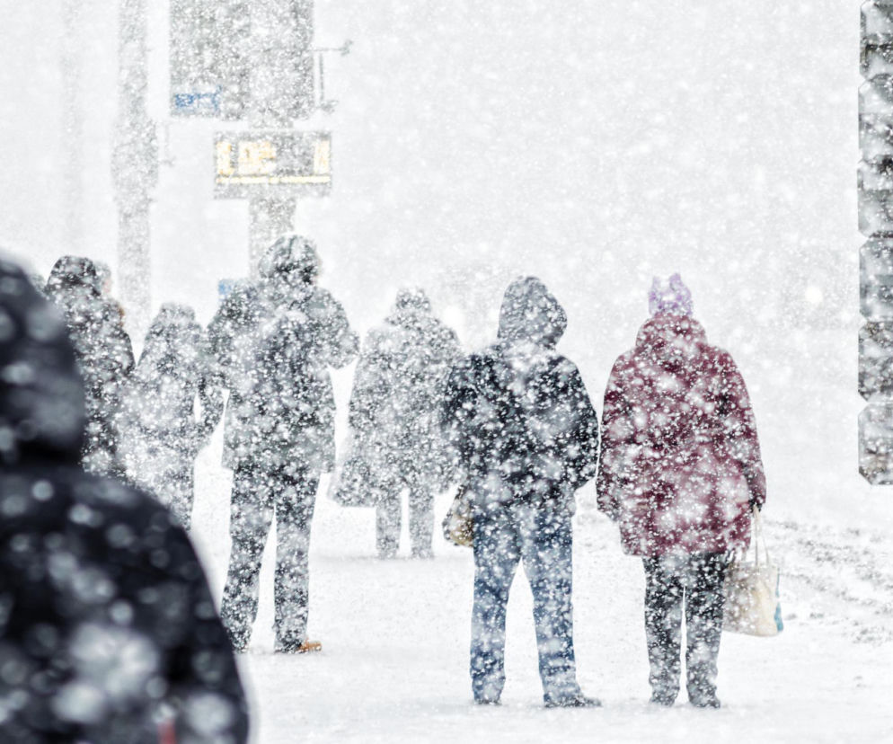 Nadchodzi zima stulecia? IMGW porównuje prognozy do mroźnych lat PRL-u. Lekarze mają powody do niepokoju