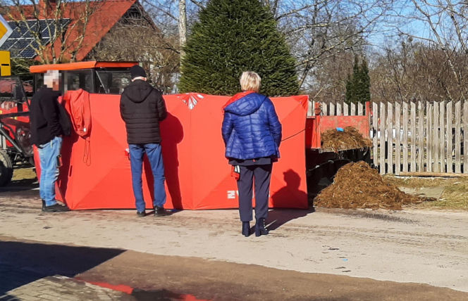 Tragedia przy pracy. Rolnik zginął pod maszyną