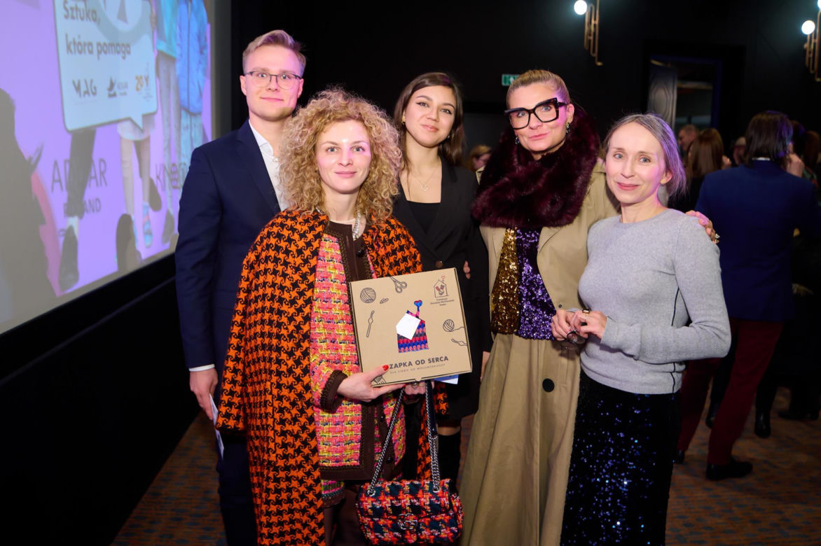 Sukces finałowej aukcji projektu Recykling Art: „Sztuka kocha design”