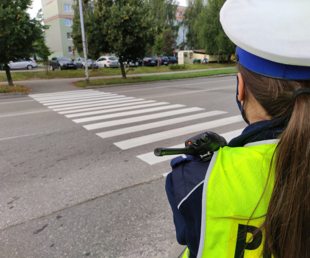 Huta Żuławska. Mechanik testował samochód. Auto jechało 160 km/h w terenie zabudowanym