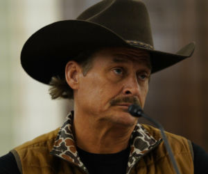 Kid Rock użył playbacku podczas swojego alternatywnego występu w ramach Super Bowl? Na muzyka posypała się fala krytyki 