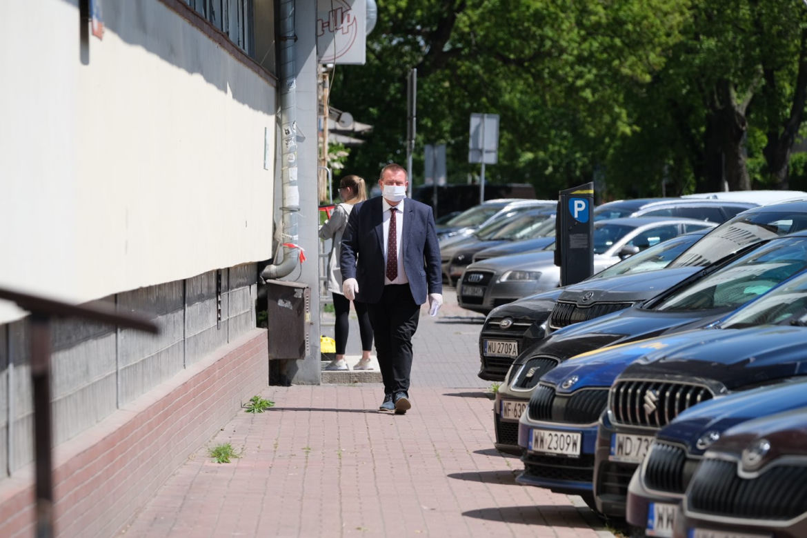 Politycy PiS zjeżdżają do Kaczyńskiego do centrali partii