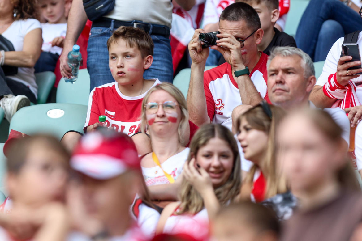 Polska - Ukraina. Tłumy kibiców na trybunach. Znajdź się na zdjęciu!