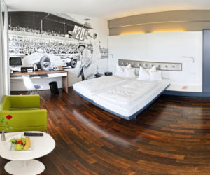 V8 Hotel - miejsce dla chłopców w każdym wieku