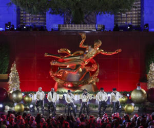 Legendarna choinka w Rockefeller Center już świeci