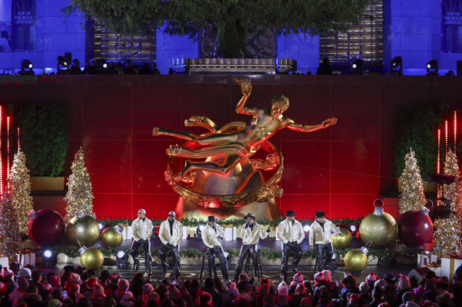 Legendarna choinka w Rockefeller Center już świeci