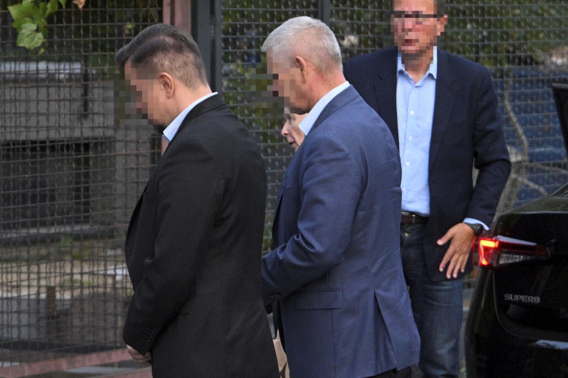 Jarosław Kaczyński w swoim domu na warszawskim Żoliborzu