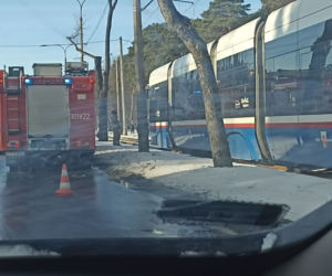 Bydgoszcz. Wypadek na ul. Nakielskiej. Tramwaj potrącił mężczyznę