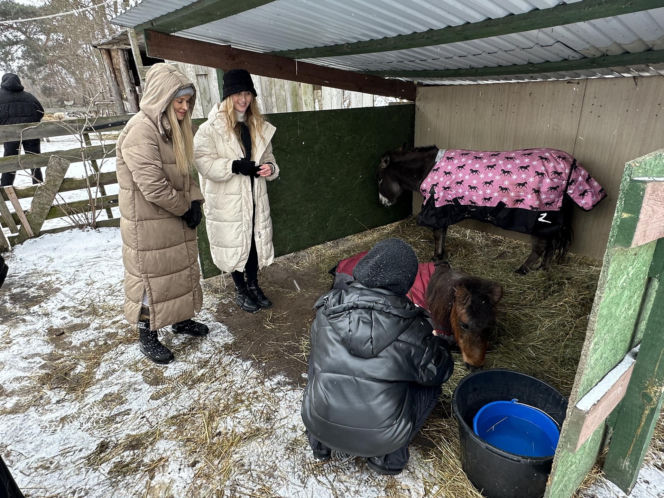 Joanna Krupa odwiedza schronisko dla zwierząt