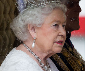 Królowa zabrała Meghan królewskie klejnoty
