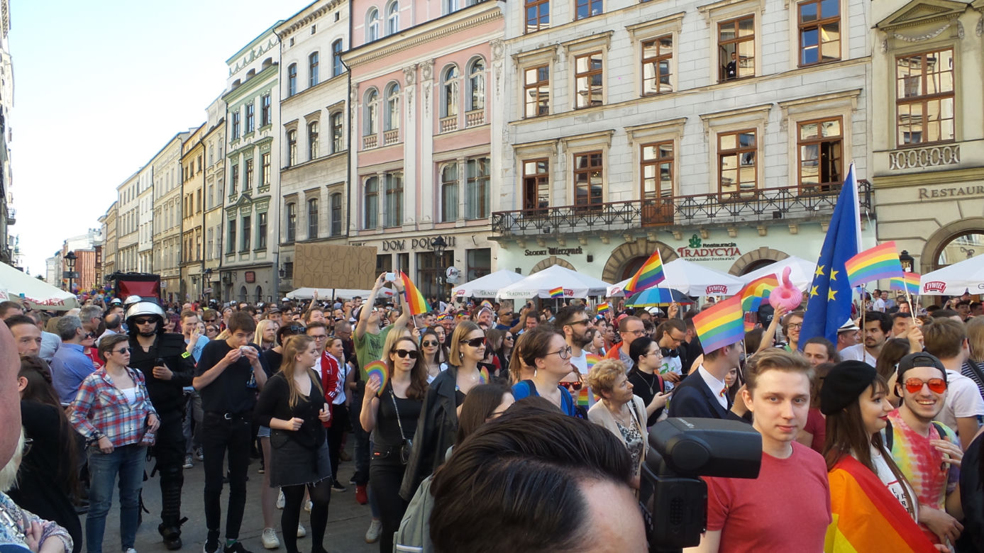 "Zboczeńcy, wypier**lać".Manifestowali przeciwko Marszowi Równości 18.05.2019 w Krakowie