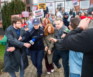 Pierwsza miłość, odcinek 4141. Teresa (Ewa Skibińska), Hubert (Rafał Szałajko)