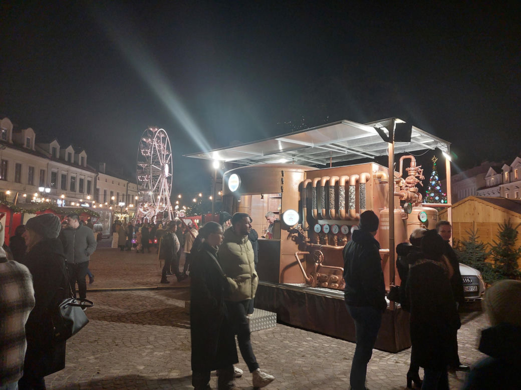Świąteczne Miasteczko w Rzeszowie otwarte