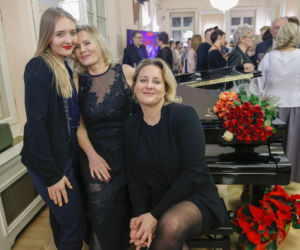 Karolina Matej, wnuczka Grażyny Szapołowskiej