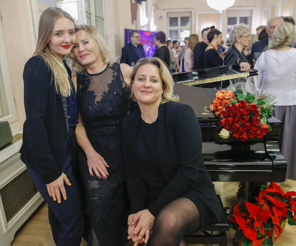 Karolina Matej, wnuczka Grażyny Szapołowskiej
