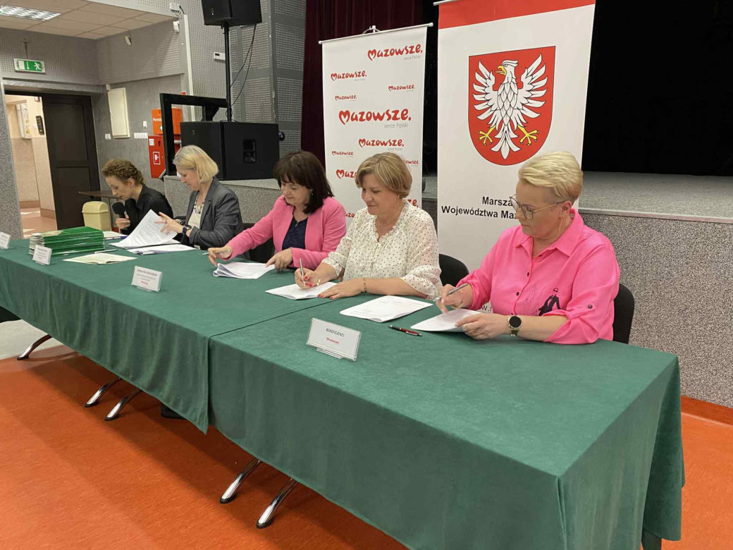 Kilkadziesiąt nowych inwestycji w powiecie siedleckim z dofinansowaniem Mazowsza