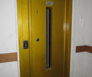 Wnętrze Szpiegowa w Warszawie