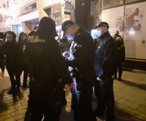 Protest i spisywanie w Toruniu