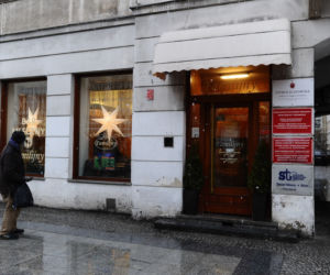 Bary mleczne musiały podnieść ceny. Wiele z nich świeci pustkami