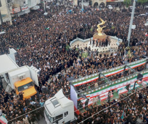 Atak na szkołę dla dziewcząt w Iranie