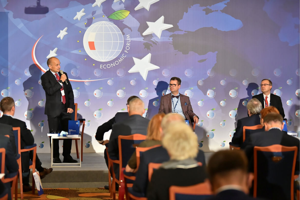 Gospodarka okiem ekspertów. Forum ekonomiczne w Karpaczu